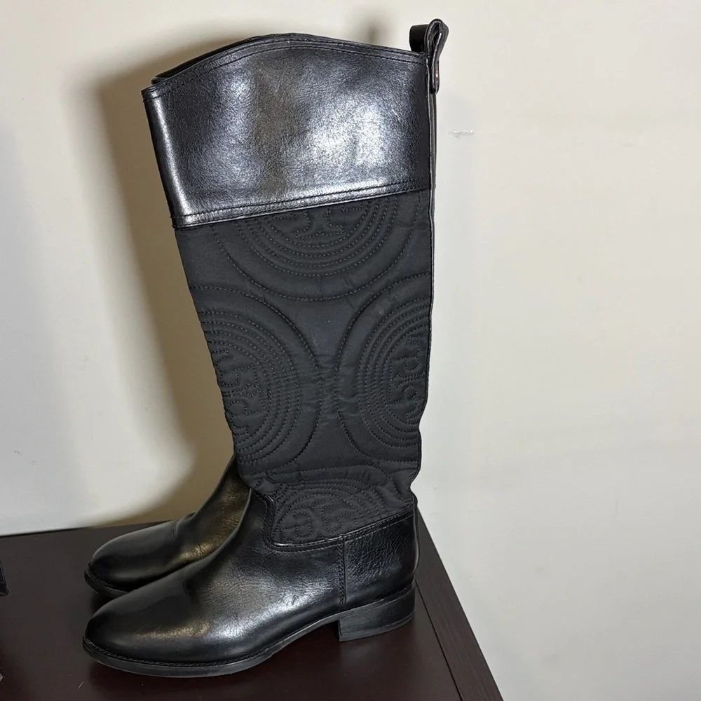 TORY BURCH Quilted Black Riding Boots Leather Logo Tall Deaigner Sz 8